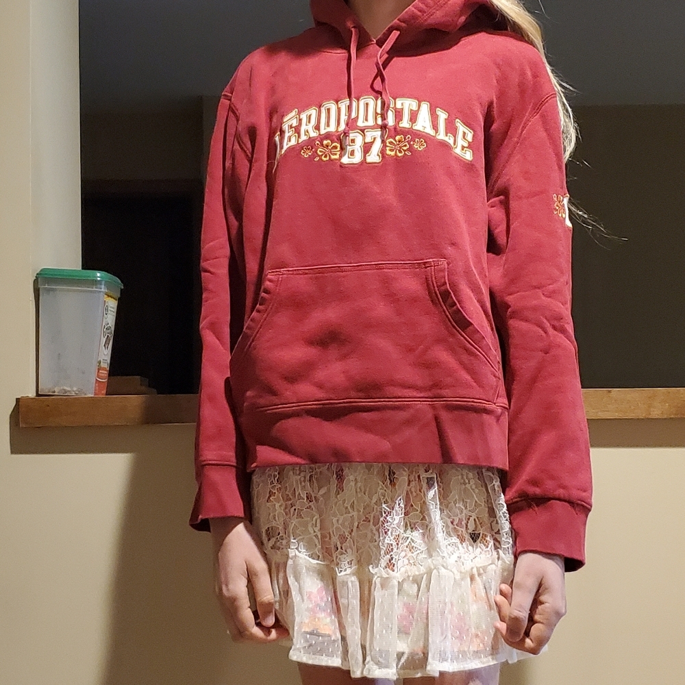 Red Aeropostale Hoodie (L, tomboy fit)